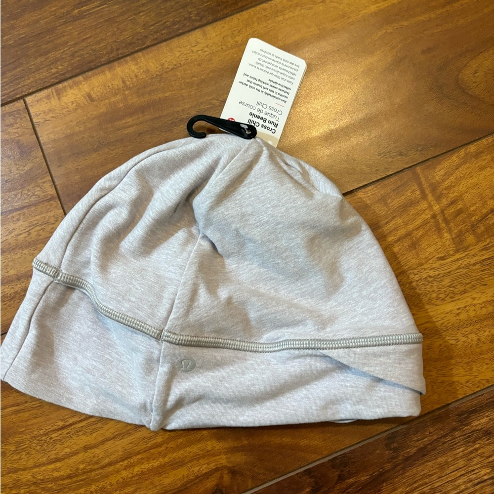 Lululemon Cross Chill Run Beanie